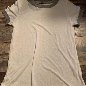 White shirt sleeve top